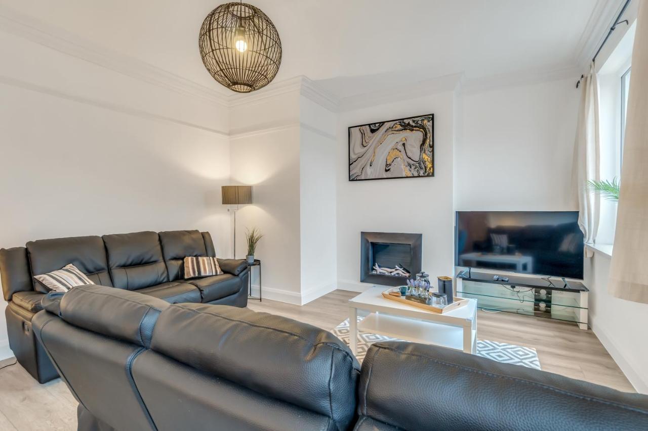 Park House - Very Spacious 4 Bed House, Games Room, Free Netflix, Close To Argyle, In The Heart Of Plymouth - Dogs Welcome - Hosted By Absolute Accommodation Плаймаут Экстерьер фото