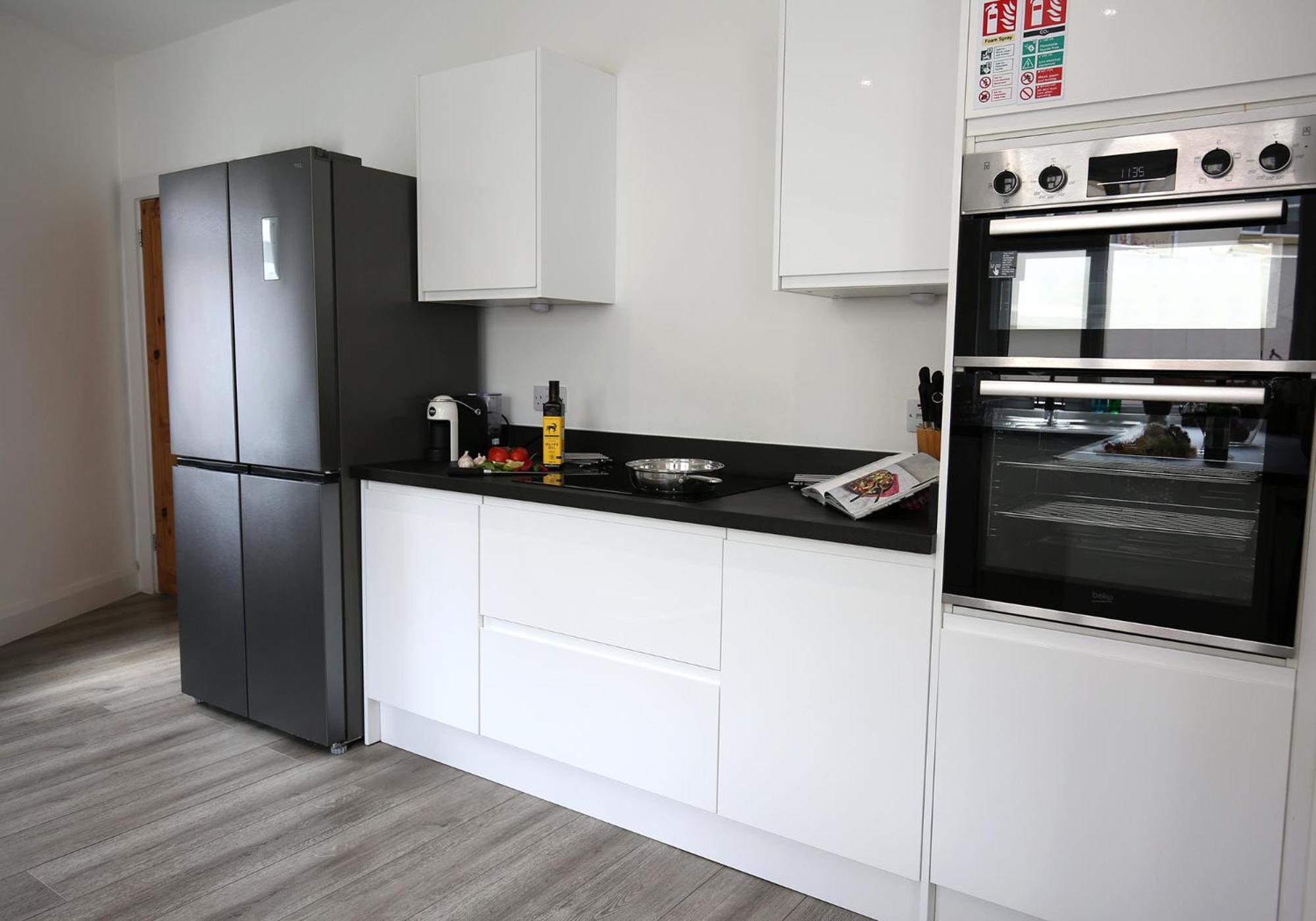 Park House - Very Spacious 4 Bed House, Games Room, Free Netflix, Close To Argyle, In The Heart Of Plymouth - Dogs Welcome - Hosted By Absolute Accommodation Плаймаут Экстерьер фото